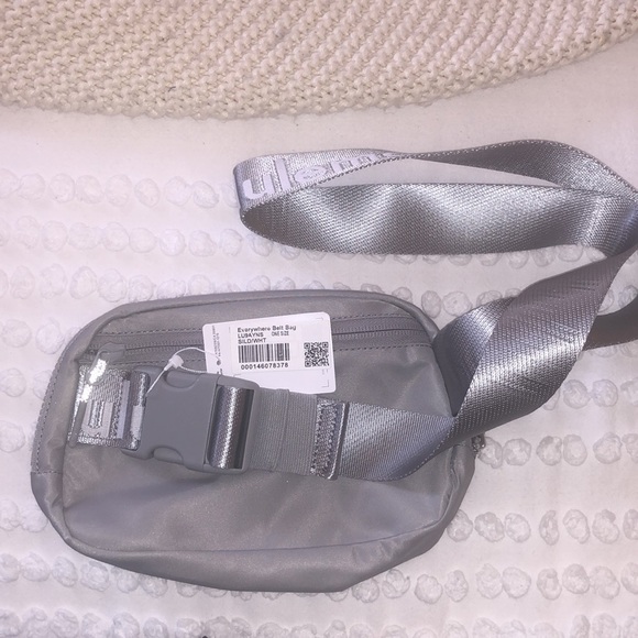 Lululemon Everywhere Belt Bag 1 L - Picture 5 of 5